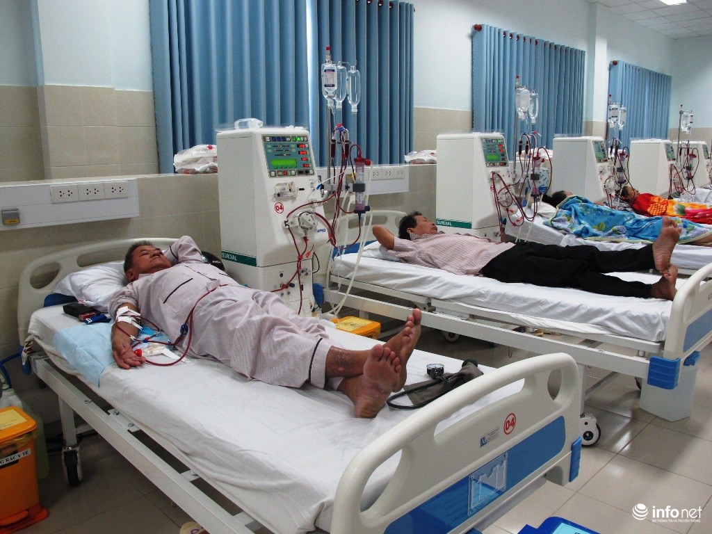 Bệnh nhân đang chạy thận nhân tạo tại Bệnh viện đa khoa Gò Vấp