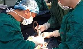 Phẫu thuật khối u vùng trung thất chưa bao giờ là dễ dàng với các Bác sĩ chuyên khoa
