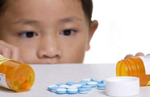 Những loại thuốc kháng sinh không được cho trẻ dùng